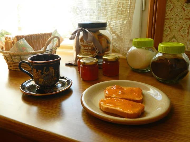 Traditional Antique Deco House カランバカ エクステリア 写真